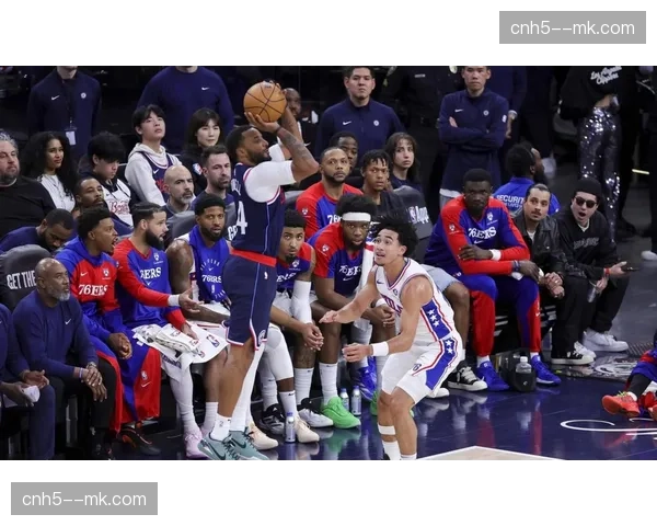 湖人提前锁定季后赛席位战 第三节攻防转换效率达到峰值 湖人提前锁定季后赛席位战 第三节攻防转换效率达到峰值